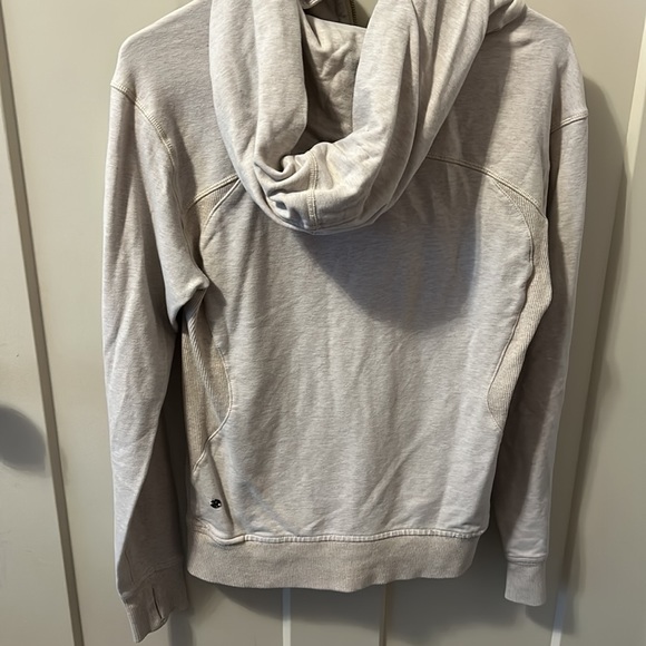 Lululemon Hooded Define Jacket- Cream colored. - Picture 3 of 3